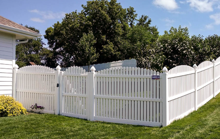 AFC-012   6' Tall x 8' Wide Overscallop Fence with1